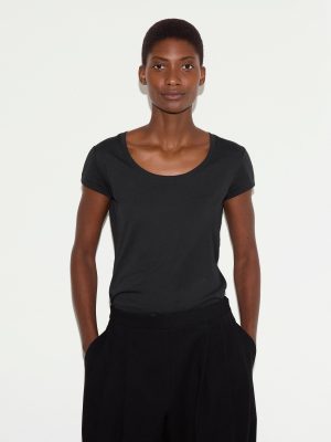 Supima Cotton Scoop Neck T-shirt