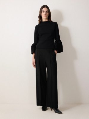 Velvet Sleeve Knitted Top