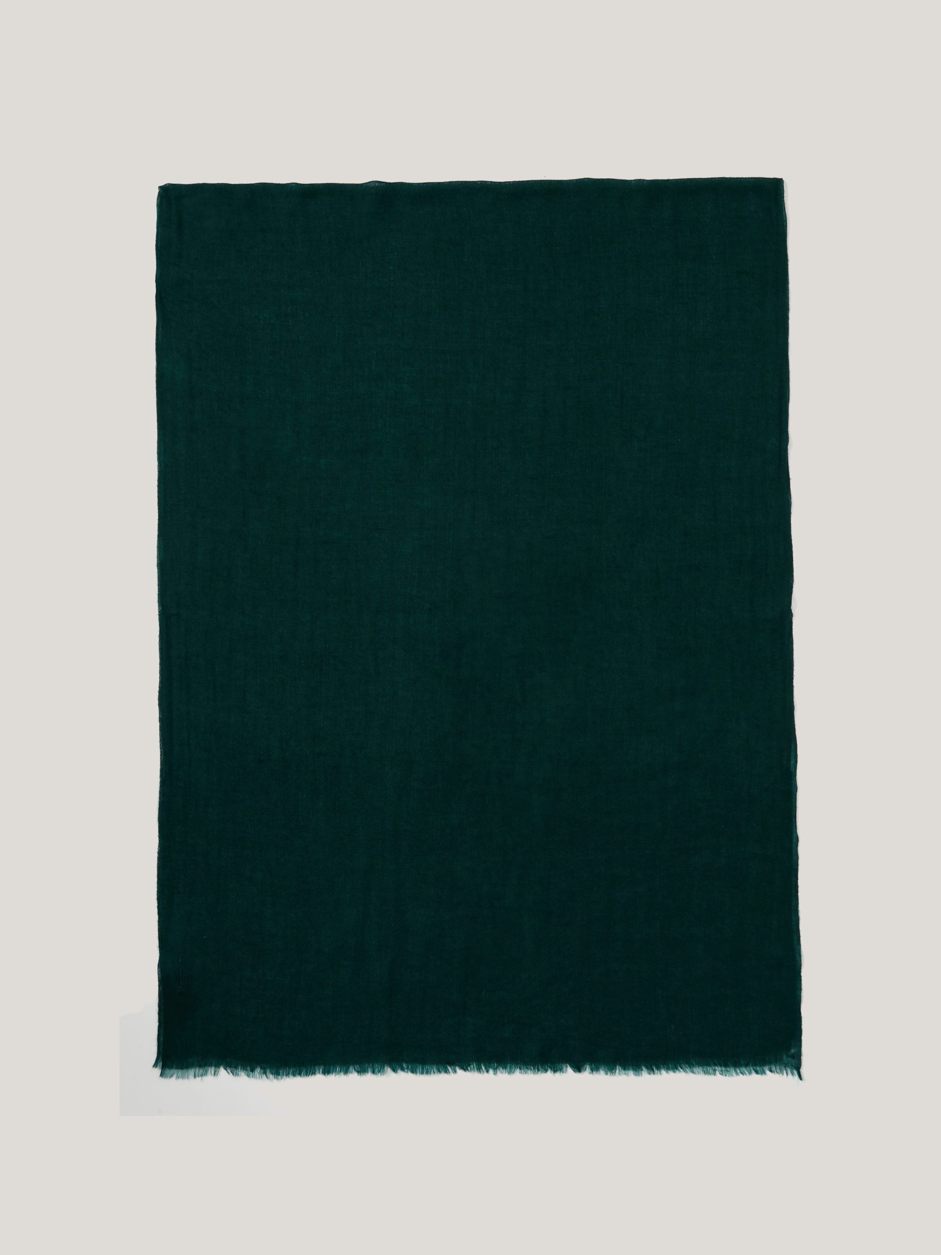J51231_GN000_STILL.jpg