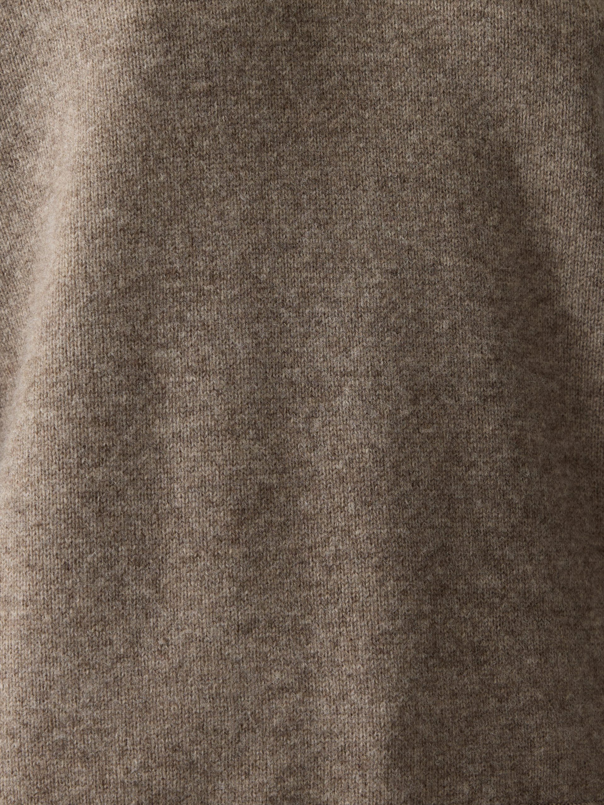 J51256_CR013_10.jpg